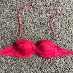 Victoria’s Secret bikini top 36C